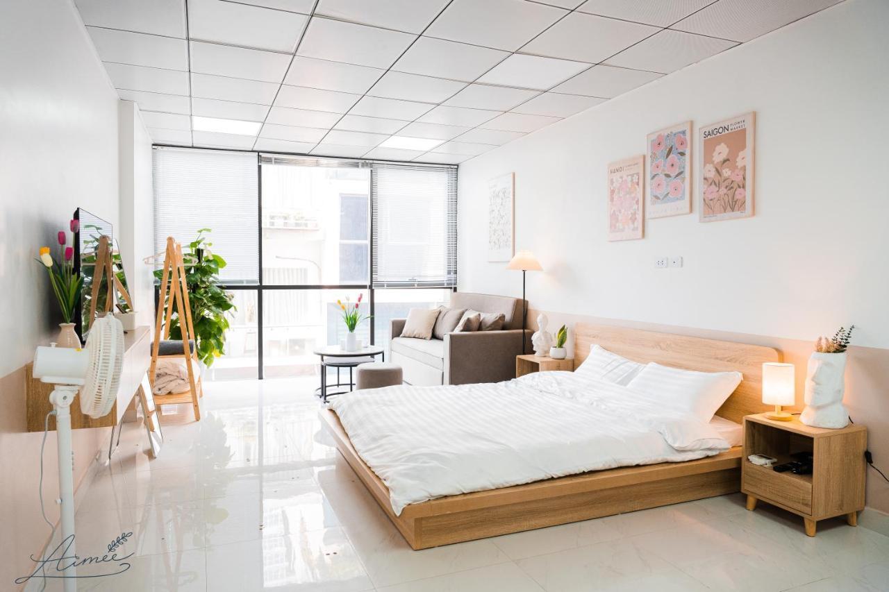 Aimeehouse - Pham Hong Thai * Hanoi